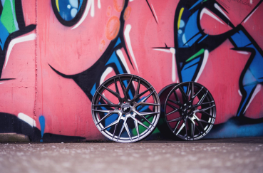 Alloywheel-Set JR28 "Hyper Black" (7,5x18) Lexus IS XE1