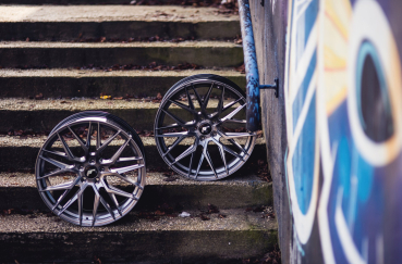 Alloywheel-Set JR28 "Hyper Black" (7,5x18) Lexus IS XE1