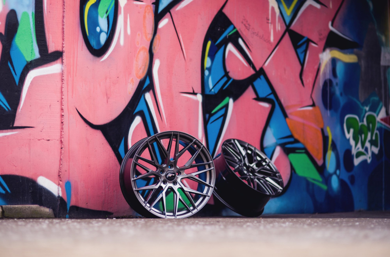 Alloywheel-Set JR28 "Hyper Black" (7,5x18) Lexus IS XE1