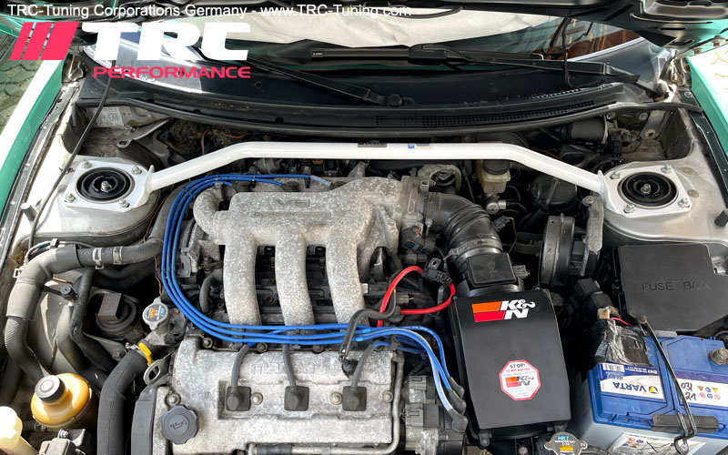 Ultra Racing Vordere Obere Domstrebe Mazda 626/MX 6 GE