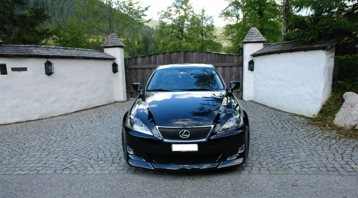 TRC LEXUS IS