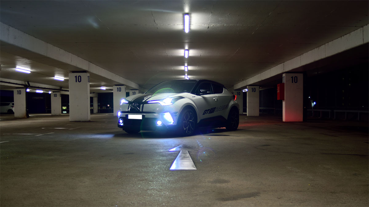 TOYOTA C-HR